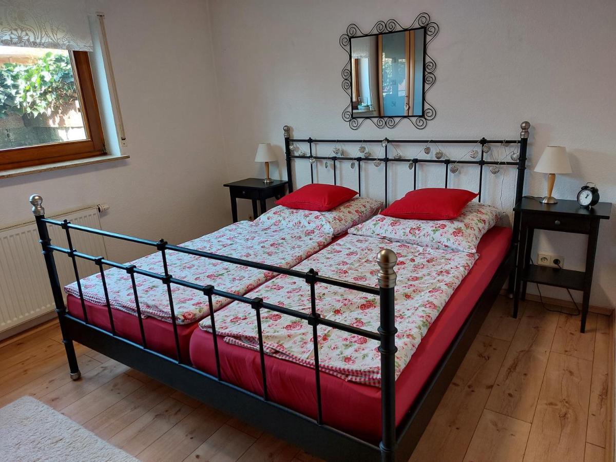 Schillerstueble Apartment Bodelshausen ภายนอก รูปภาพ