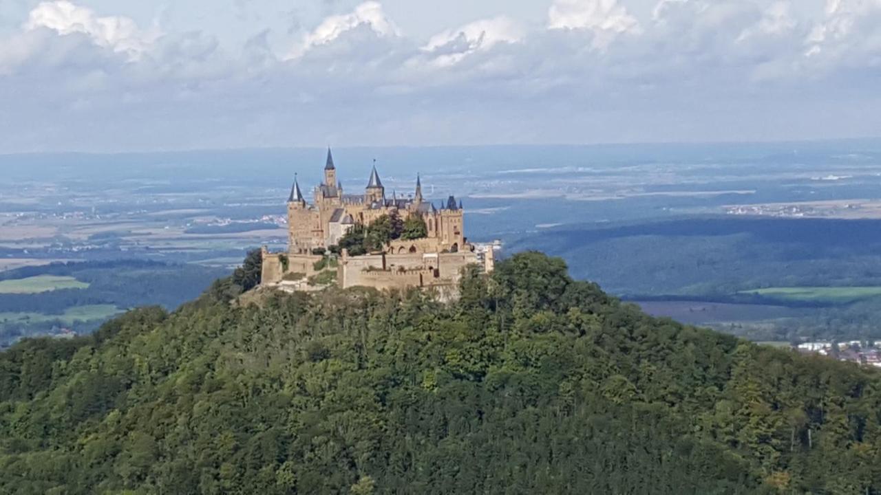 Schillerstueble Apartment Bodelshausen ภายนอก รูปภาพ